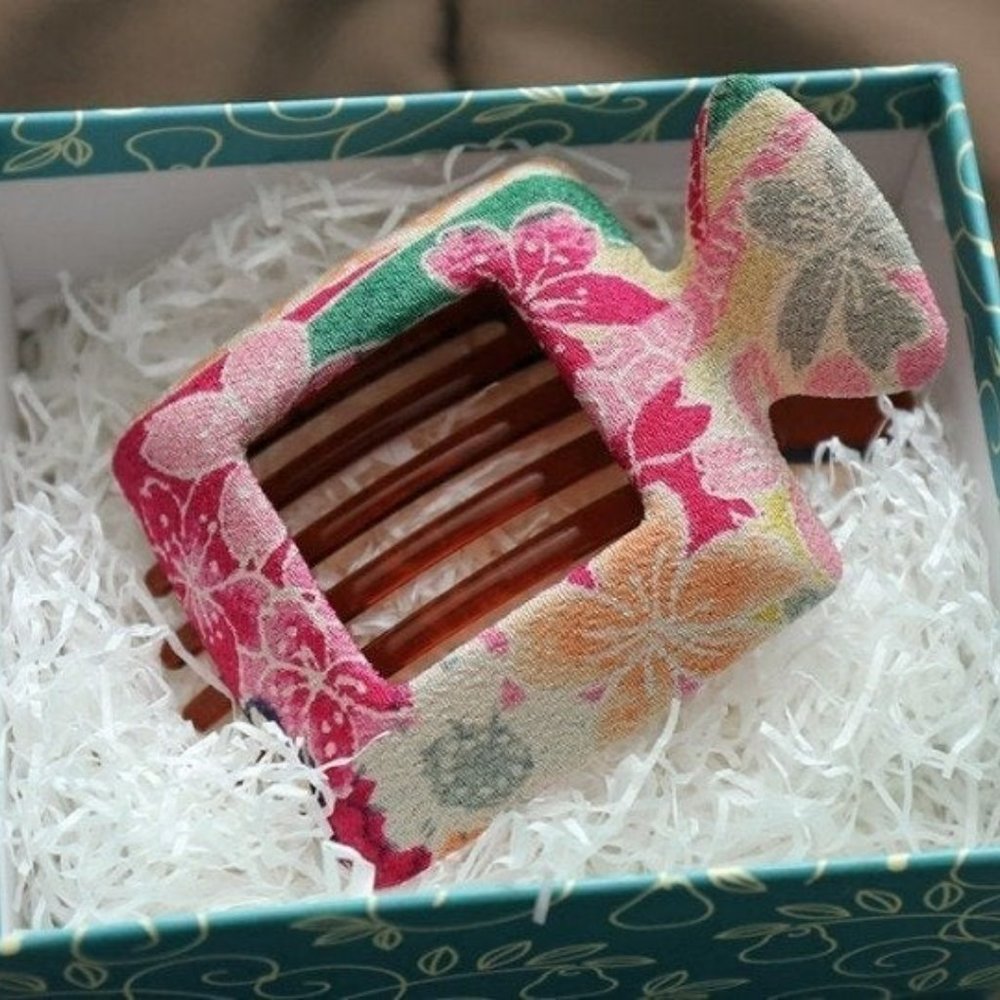 Kimono Hair Clip